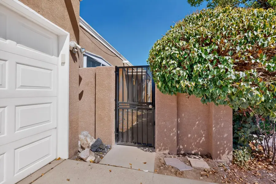 6615 Saint Josephs Avenue Nw, Albuquerque, NM 87120 - #3