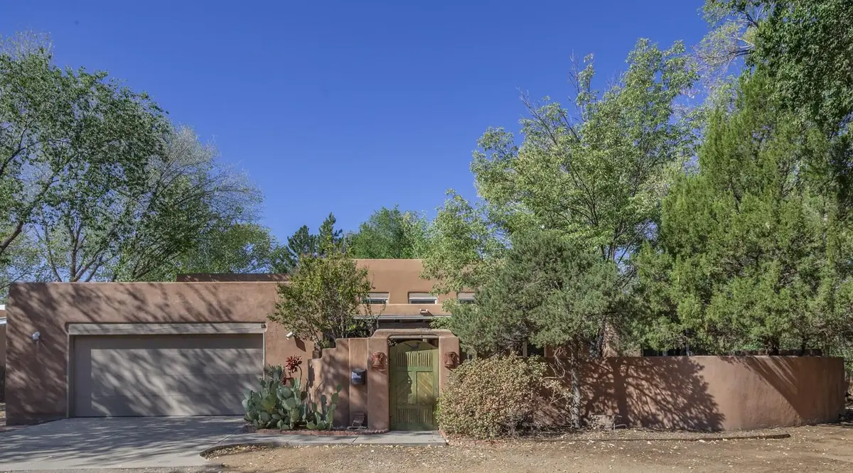 3312 Don Quixote Drive Nw, Albuquerque, NM 87104 - #1
