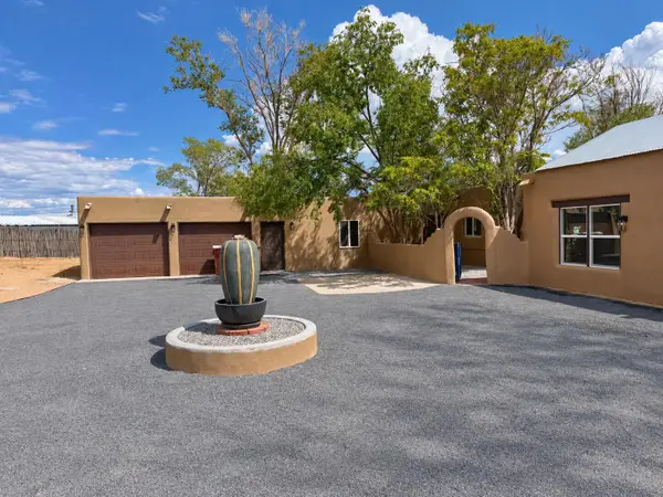 78 El Rey Drive Nw, Corrales, NM 87048