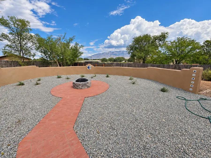 78 El Rey Drive Nw, Corrales, NM 87048 - #2