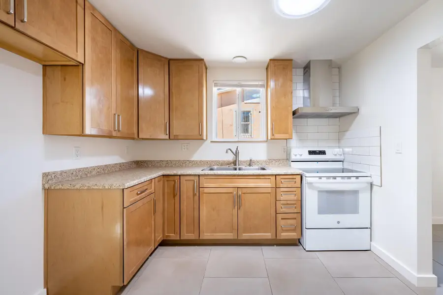 223 55th Street Nw, Albuquerque, NM 87105 - #3