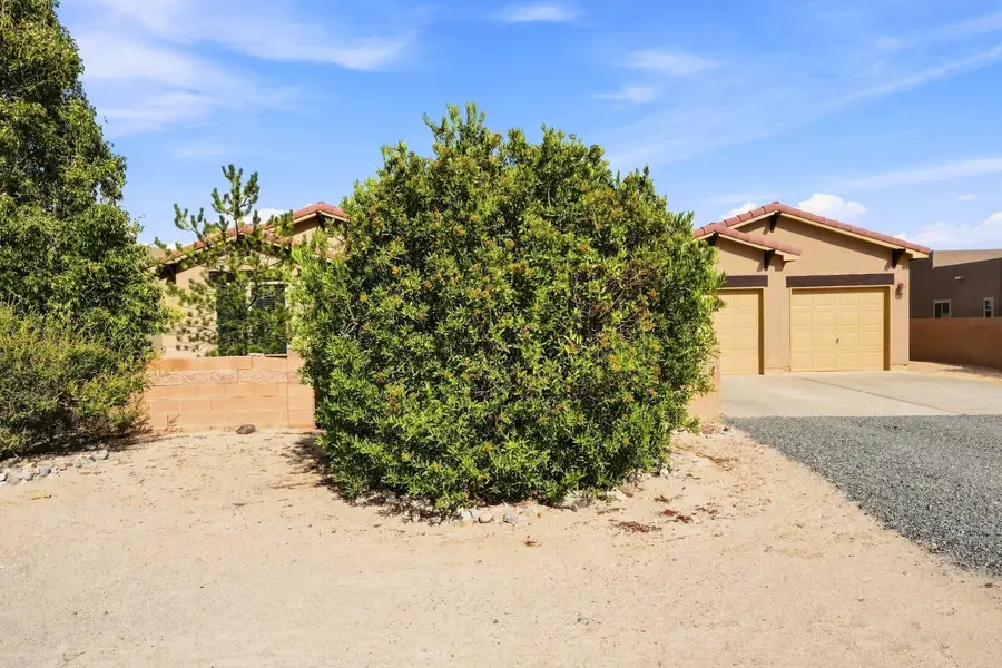 708 3rd Street Ne, Rio Rancho, NM 87124 - #3