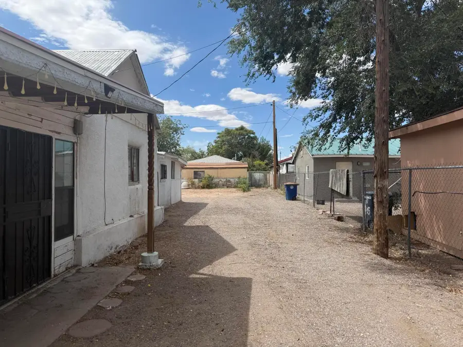 1839 1/2 Broadway Boulevard Se, Albuquerque, NM 87102 - #3