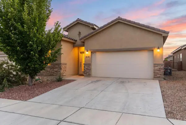 9019 S Sky Street Nw, Albuquerque, NM 87114