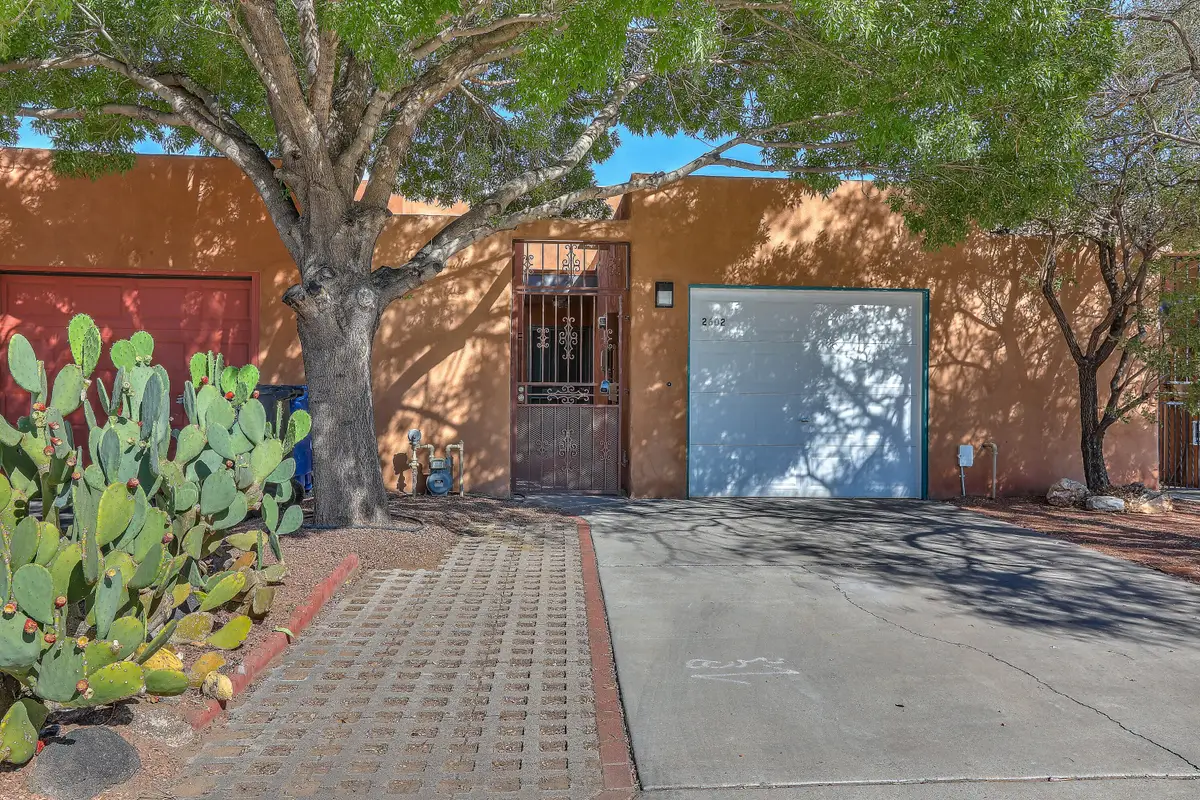 2602 Los Tomases Drive Nw, Albuquerque, NM 87107 - #1