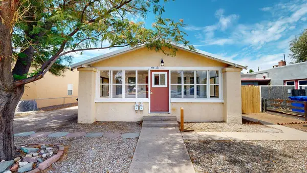 121 Princeton Drive Se, Albuquerque, NM 87106