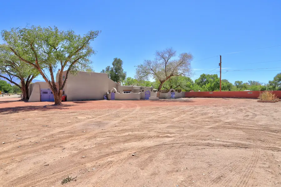 250 Moongate Road, Corrales, NM 87048 - #3