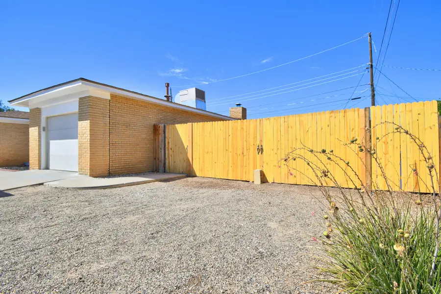 2909 18th Street Nw, Albuquerque, NM 87104 - #2