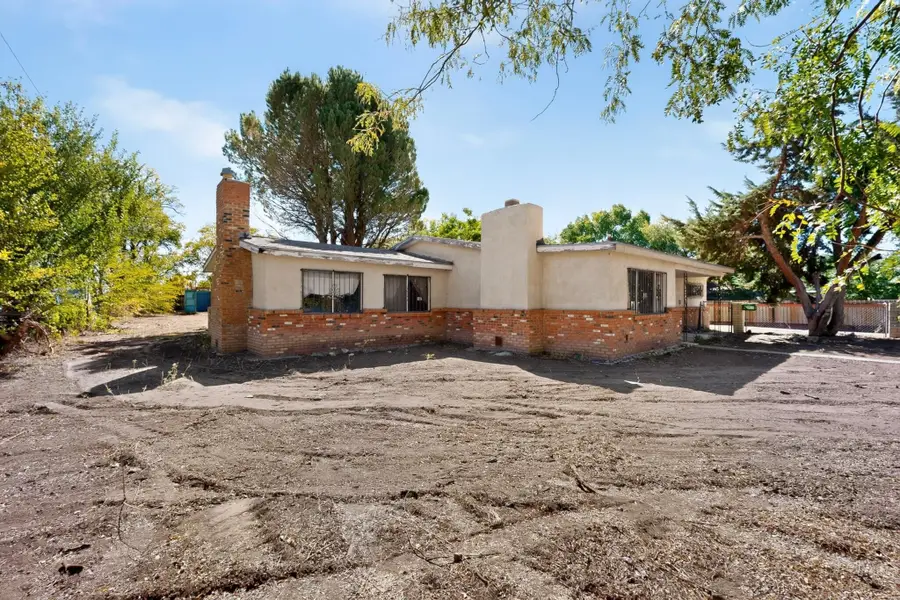 2118 Castanada Street Sw, Albuquerque, NM 87105 - #3