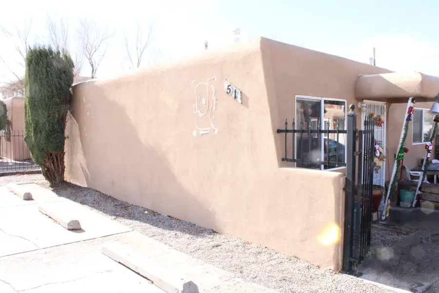 511 Texas Street Ne, Albuquerque, NM 87107 - #2