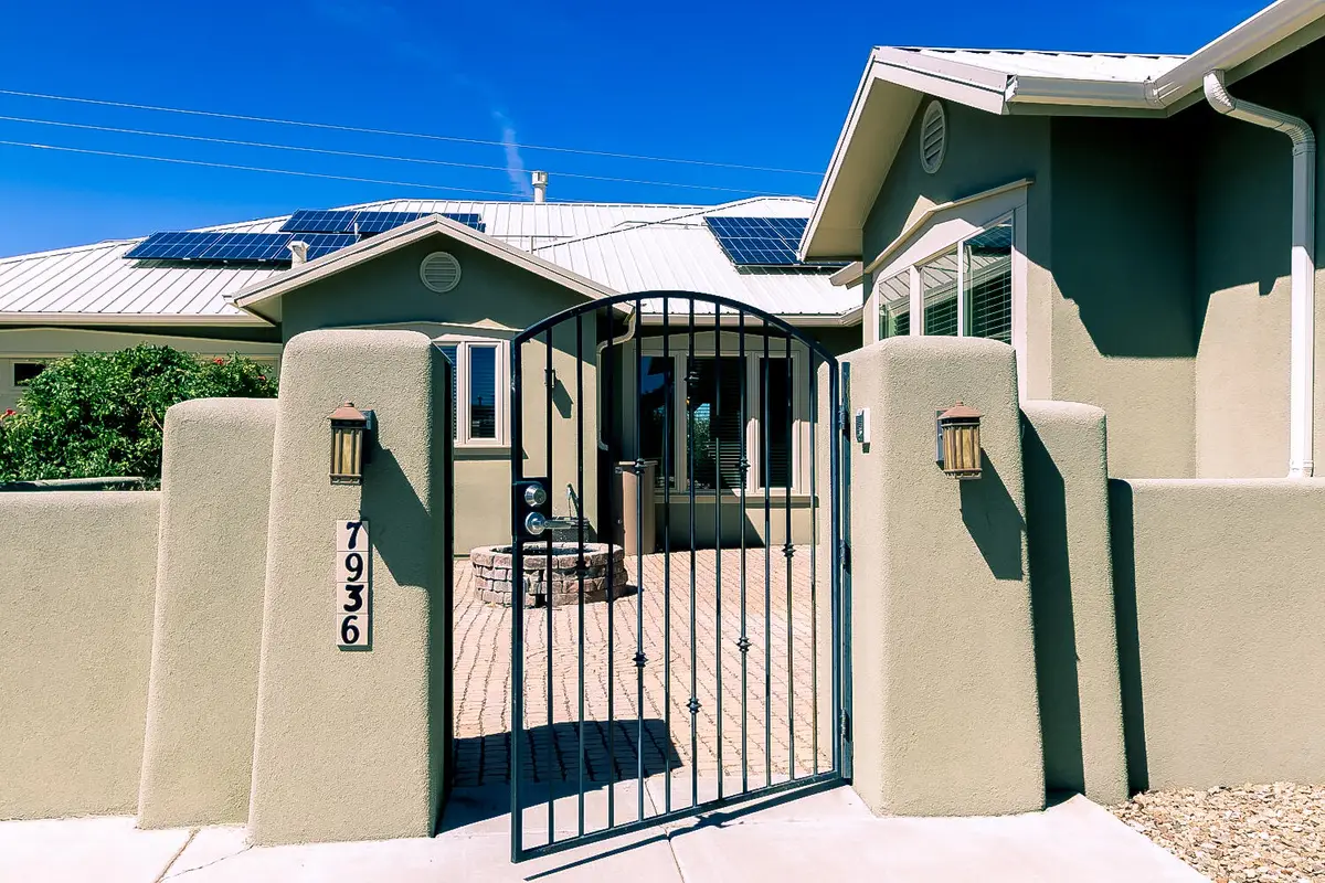 7936 E Victoria Drive Nw, Albuquerque, NM 87120 - #1
