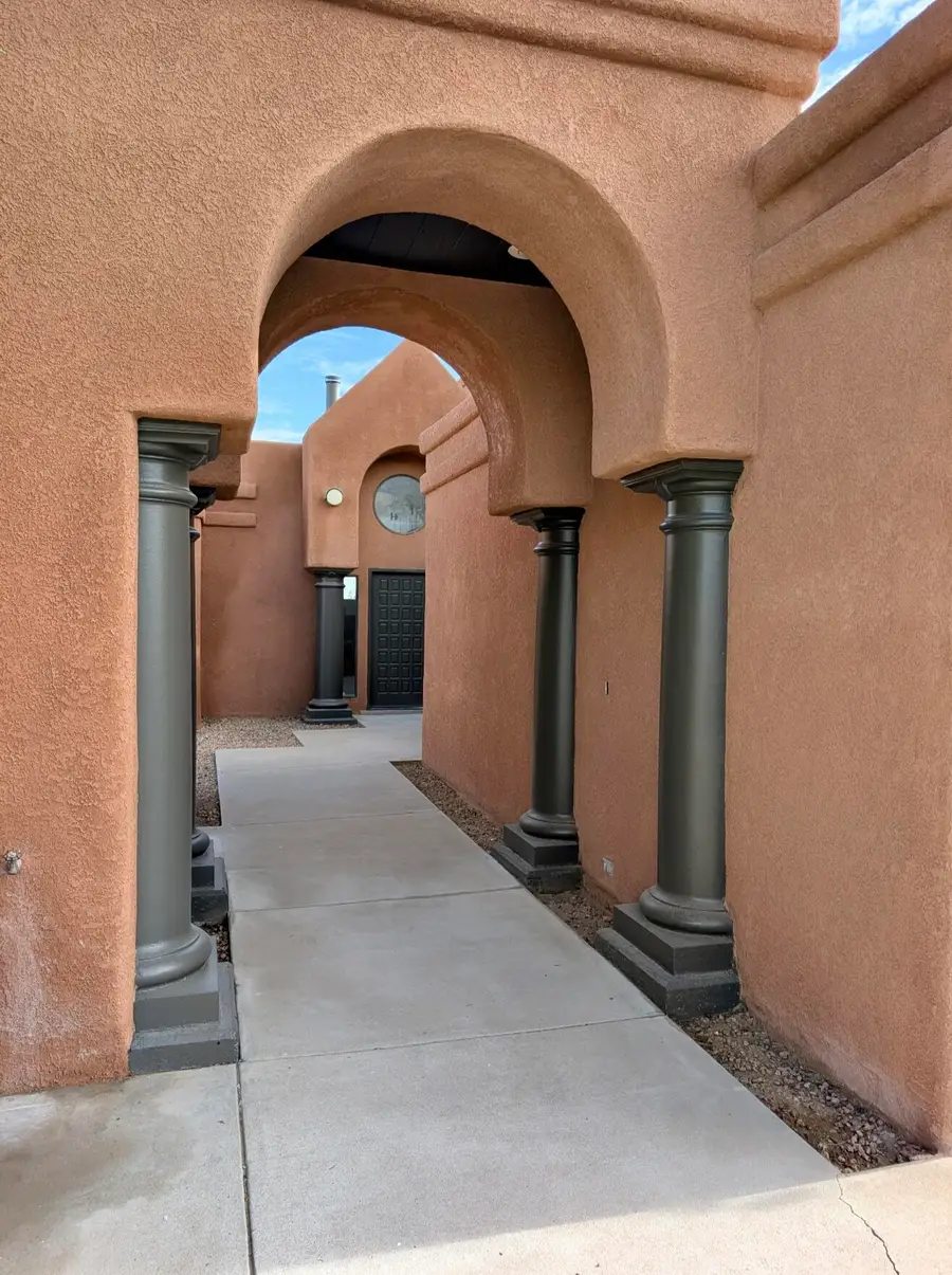 5906 Painted Pony Drive Nw, Albuquerque, NM 87120 - #2