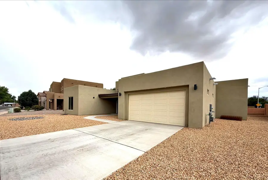 335 Manuel Sanchez Place Sw, Albuquerque, NM 87105 - #2