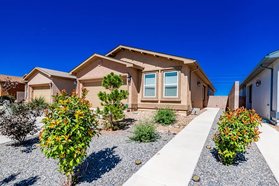 240 Rio Chama Circle Sw, Los Lunas, NM 87031 - #2