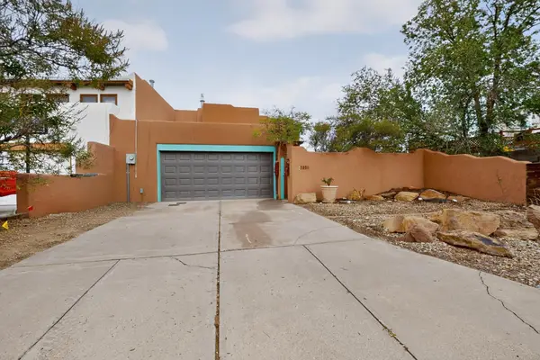 700 Lakeview Circle Se, Rio Rancho, NM 87124