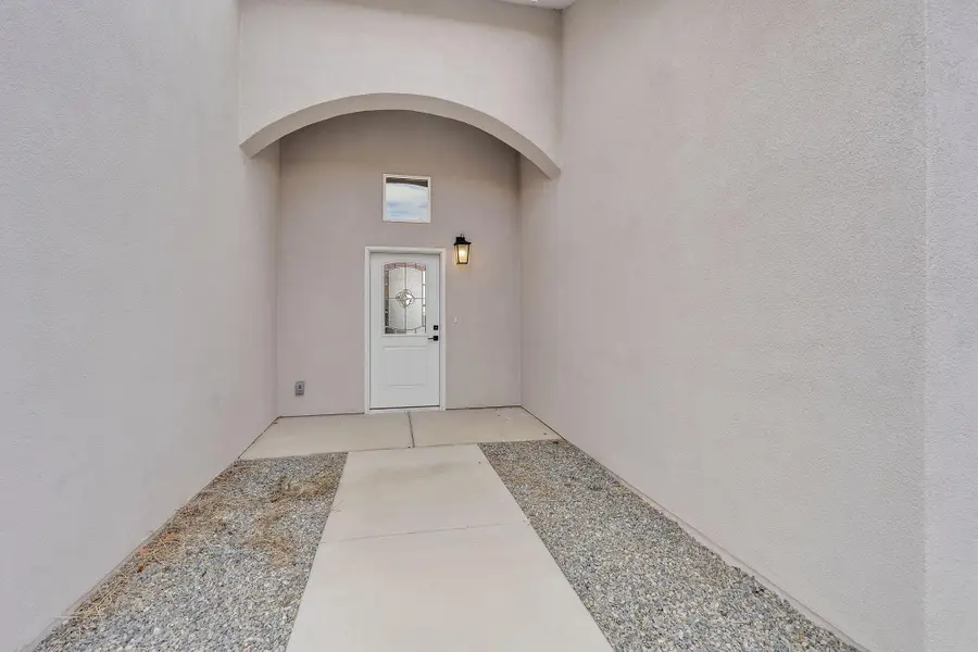 20 Bravo Road, Los Lunas, NM 87031 - #2