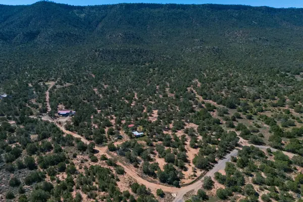 88 Metzger Drive, San Jose, NM 87560