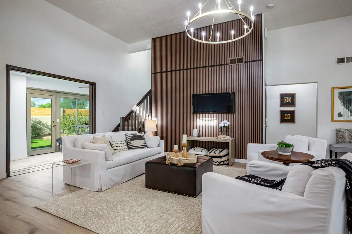 6425 Guadalupe Place Nw, Los Ranchos De Albuquerque, NM 87107 - #1