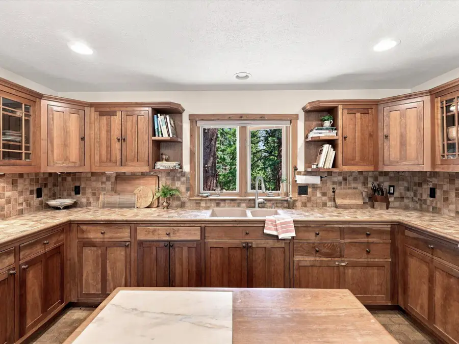 156 Valle Escondido Road, Taos, NM 87571 - #3