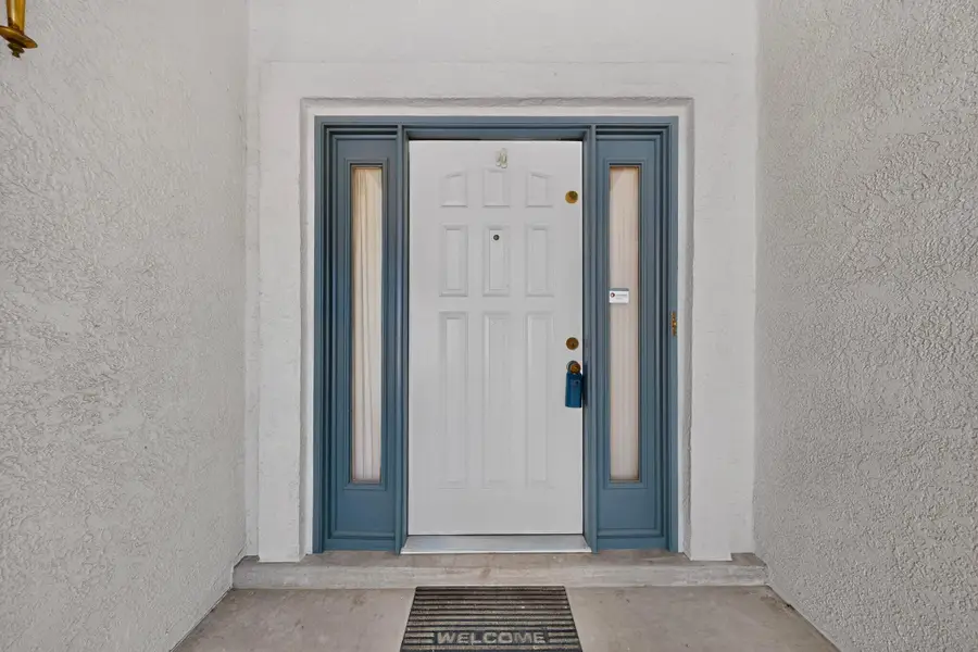 7804 Oakland Avenue Ne, Albuquerque, NM 87122 - #3