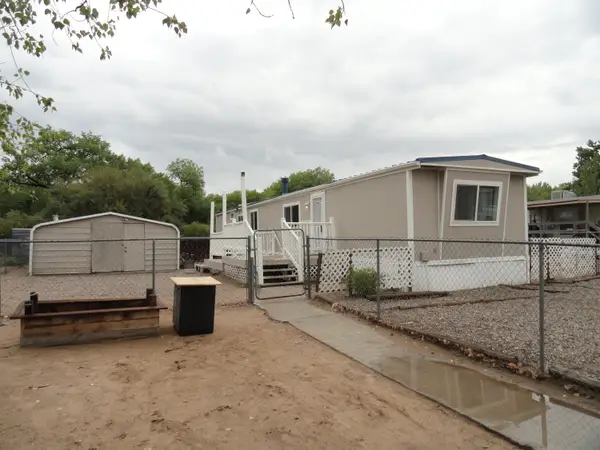 1742 Heaton Loop Se, Los Lunas, NM 87031