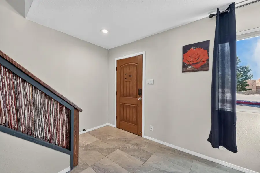 609 Grecian Lane Nw, Albuquerque, NM 87107 - #2