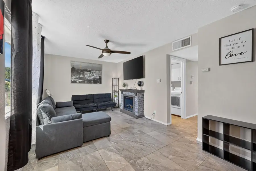 609 Grecian Lane Nw, Albuquerque, NM 87107 - #3