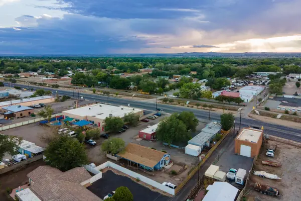 7524 2nd Street Nw, Albuquerque, NM 87107
