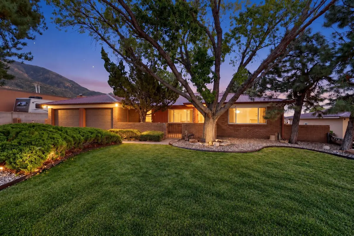 13008 Glenwood Hills Court Ne, Albuquerque, NM 87111 - #1