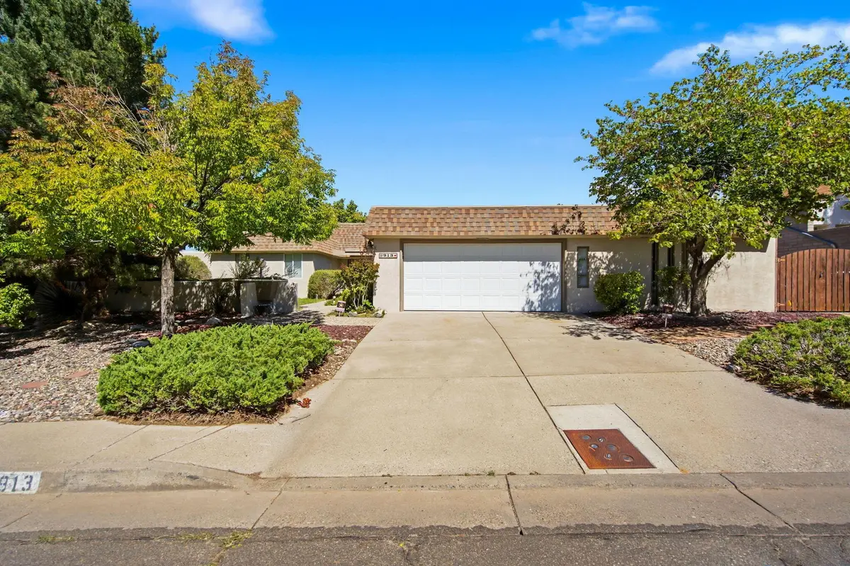913 Santa Ana Avenue Se, Albuquerque, NM 87123 - #1
