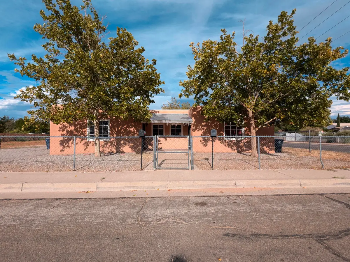 400 63rd Street Nw, Albuquerque, NM 87105 - #1