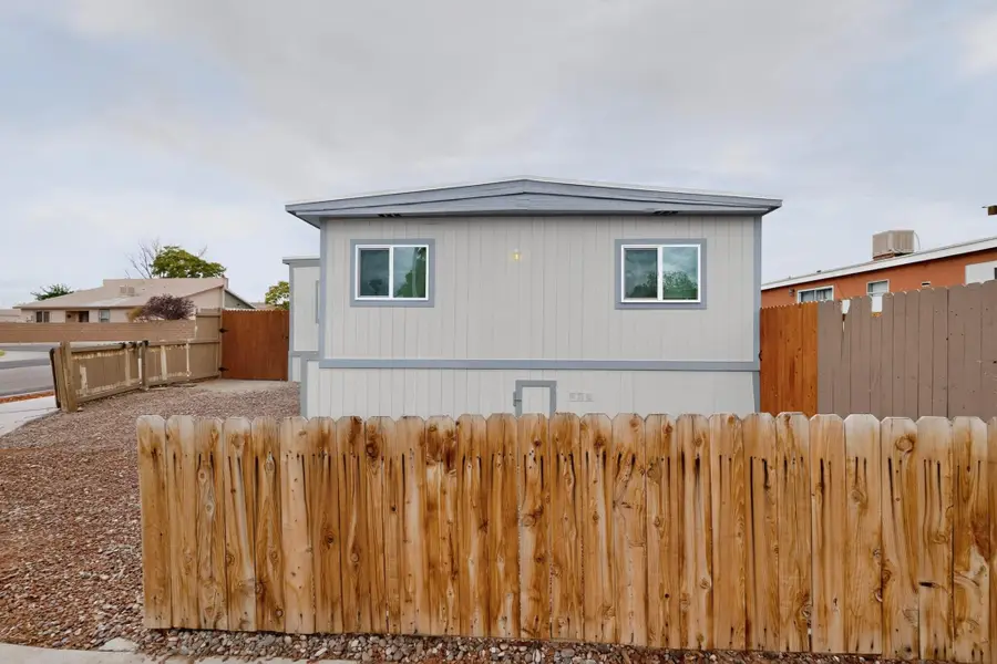 737 97th Street Sw, Albuquerque, NM 87121 - #2