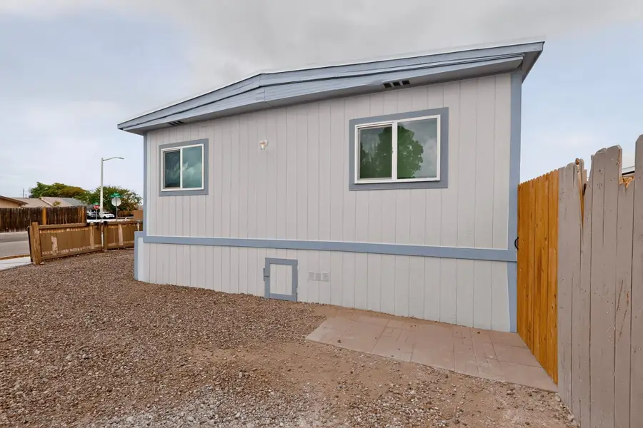 737 97th Street Sw, Albuquerque, NM 87121 - #3