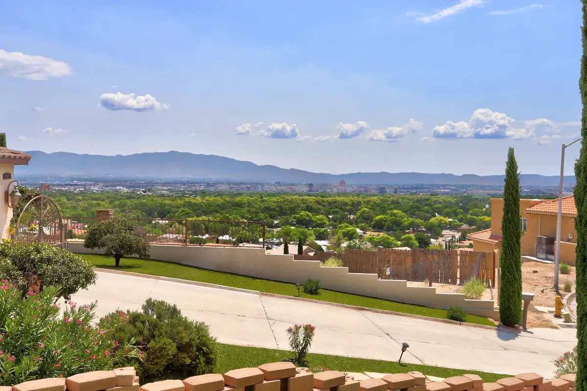 529 La Bajada Court Nw, Albuquerque, NM 87105 - #1
