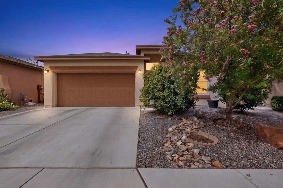 5823 Ermemin Avenue Nw, Albuquerque, NM 87114 - #1