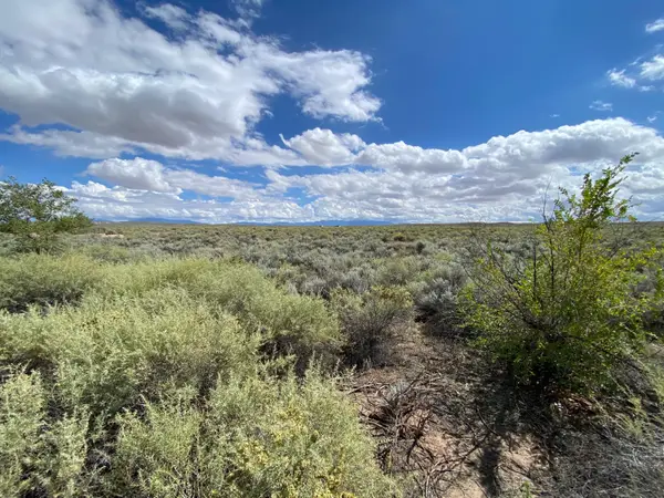 La Entrada Road, Los Lunas, NM 87031