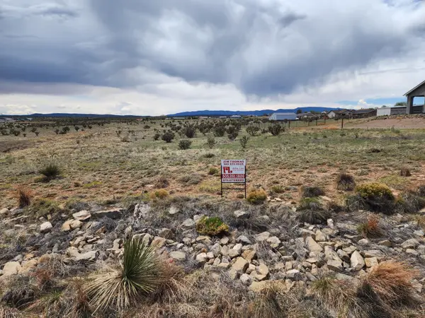 104 Evening Star Loop, Edgewood, NM 87015