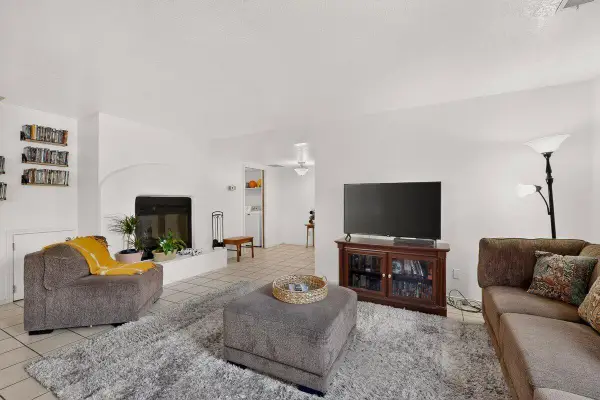 5801 Lowell Street Ne #UNIT 24B, Albuquerque, NM 87111