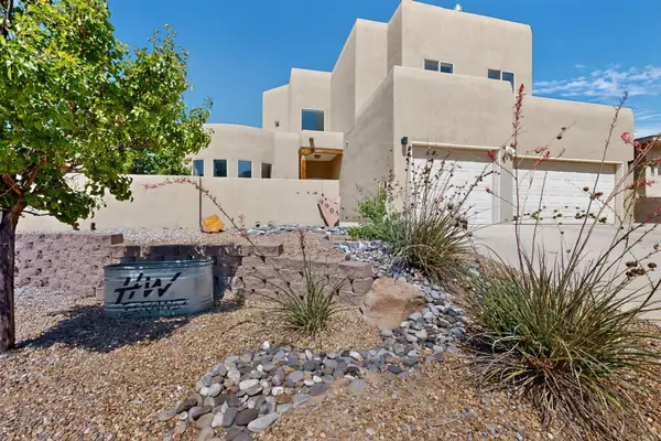9905 Cardinal Street Nw, Albuquerque, NM 87114