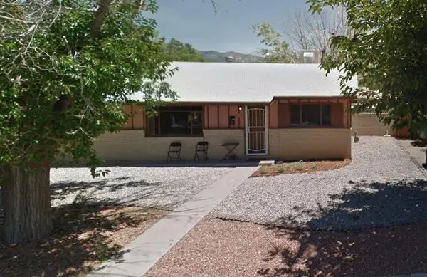 422 Glorieta Street Ne, Albuquerque, NM 87123