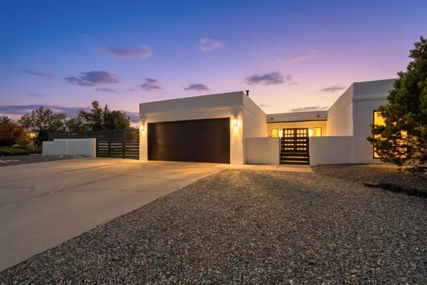 5605 Cactus Flower Drive Nw, Albuquerque, NM 87120