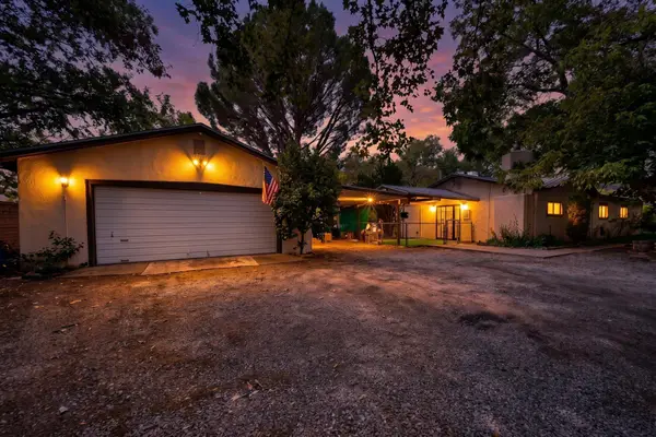 4817 Guadalupe Trail Nw, Albuquerque, NM 87107