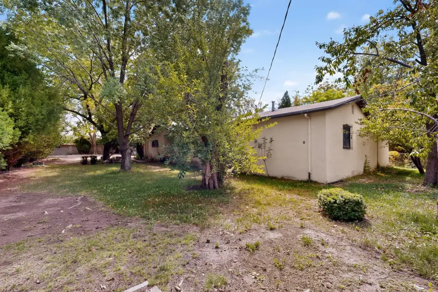 4817 Guadalupe Trail Nw, Albuquerque, NM 87107 - #2