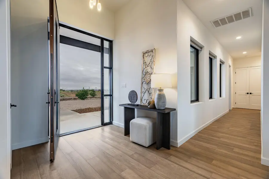 7021 Beverly Hills Avenue Ne, Albuquerque, NM 87113 - #3