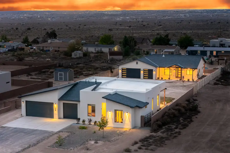 609 2nd Street Ne, Rio Rancho, NM 87124 - #3