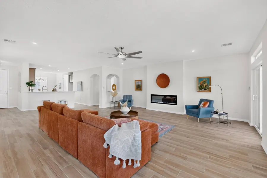 1561 Corta Corona Sw, Los Lunas, NM 87031 - #3