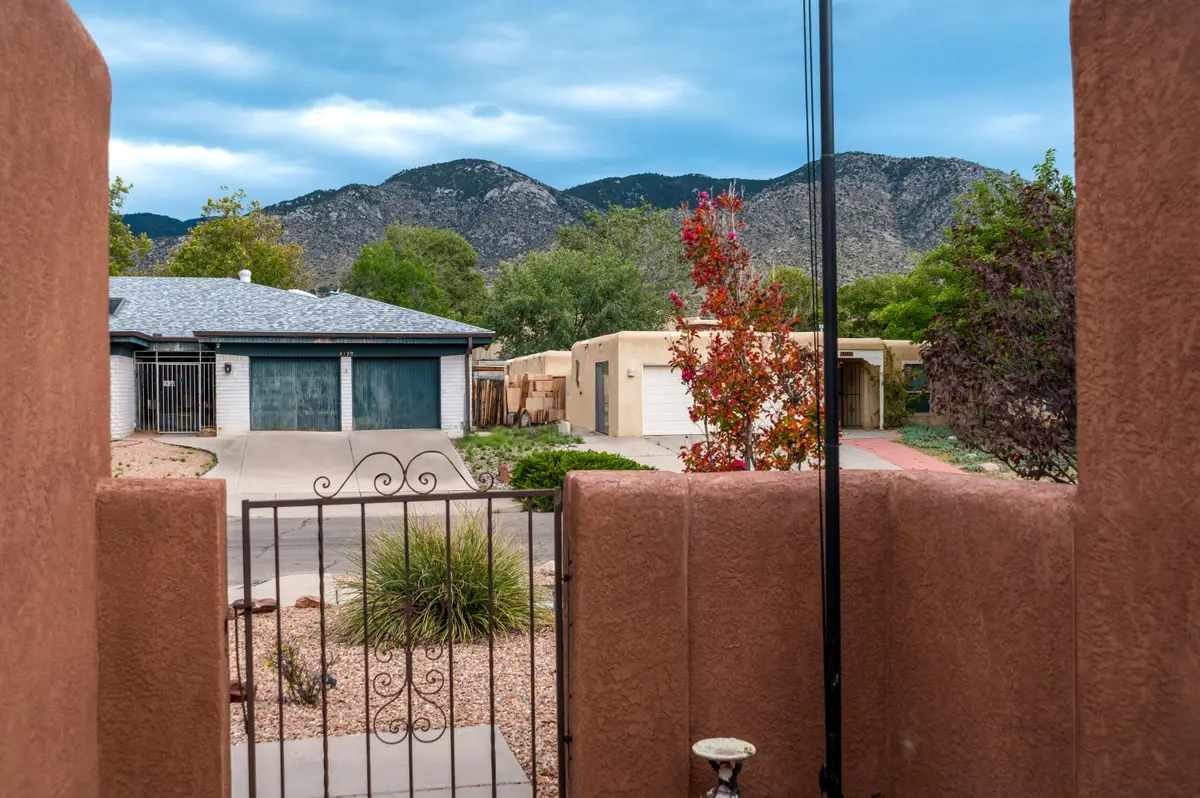 4121 Glen Canyon Road Ne, Albuquerque, NM 87111 - #1