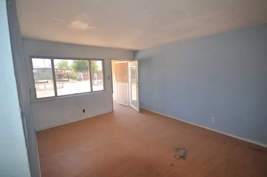 5941 Eucariz Avenue Sw, Albuquerque, NM 87121 - #3