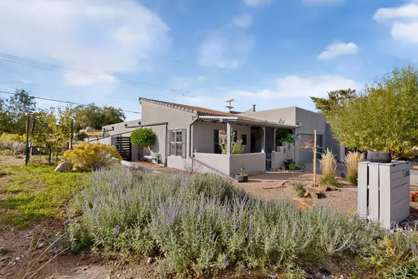 4901 Calle De Carino Ne, Albuquerque, NM 87111