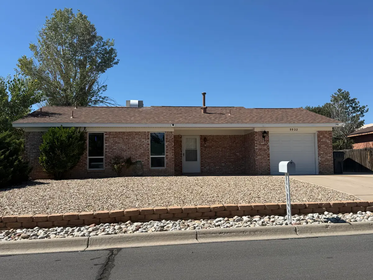 9933 Clearwater Street Nw, Albuquerque, NM 87114 - #1